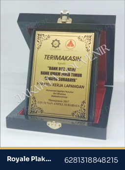 Plakat Kayu Penghargaan Premium