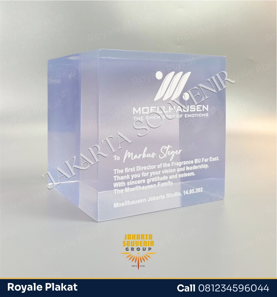 Plakat Kubus Kristal Bening - ROYALE PLAKAT