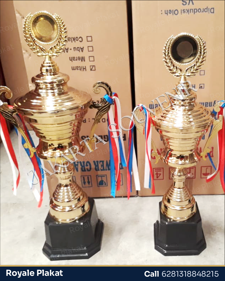Trophy Cup Metal Standard - Royale Plakat
