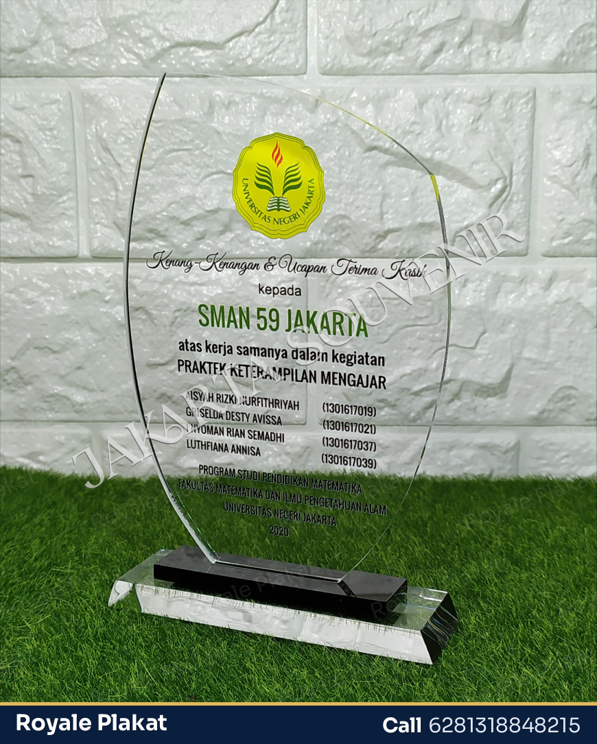 Plakat Akrilik Murah Grosir - Royale Plakat