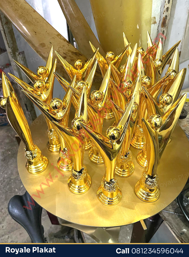 Trophy Timah Juara - ROYALE PLAKAT