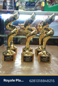 Trophy Timah Lingkar