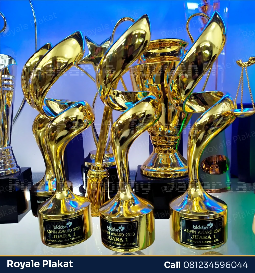 Trophy Abstrak Modern - ROYALE PLAKAT