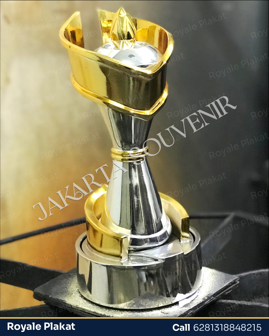Trophy API Dua Warna - Royale Plakat