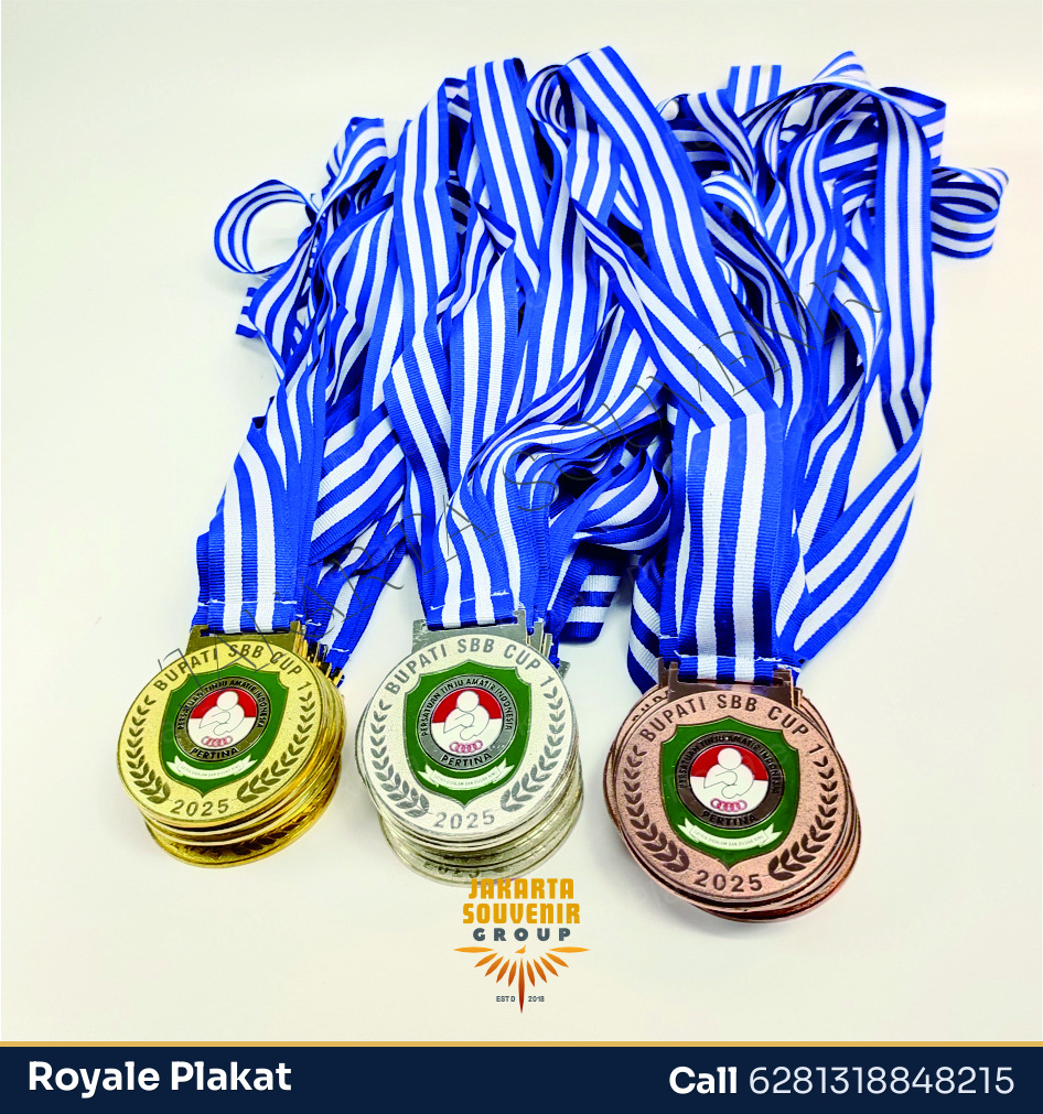 Medali Kuningan 1 Set - Royale Plakat
