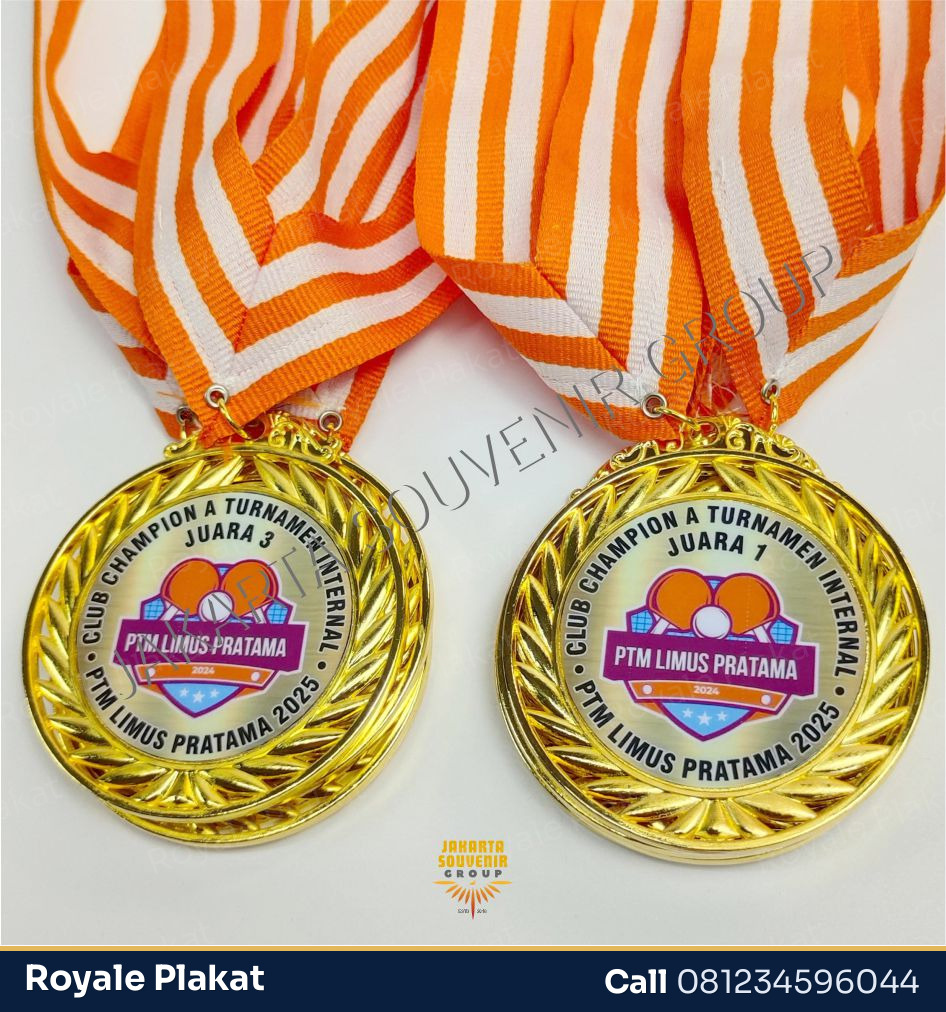 Medali Kuningan Akademik - ROYALE PLAKAT